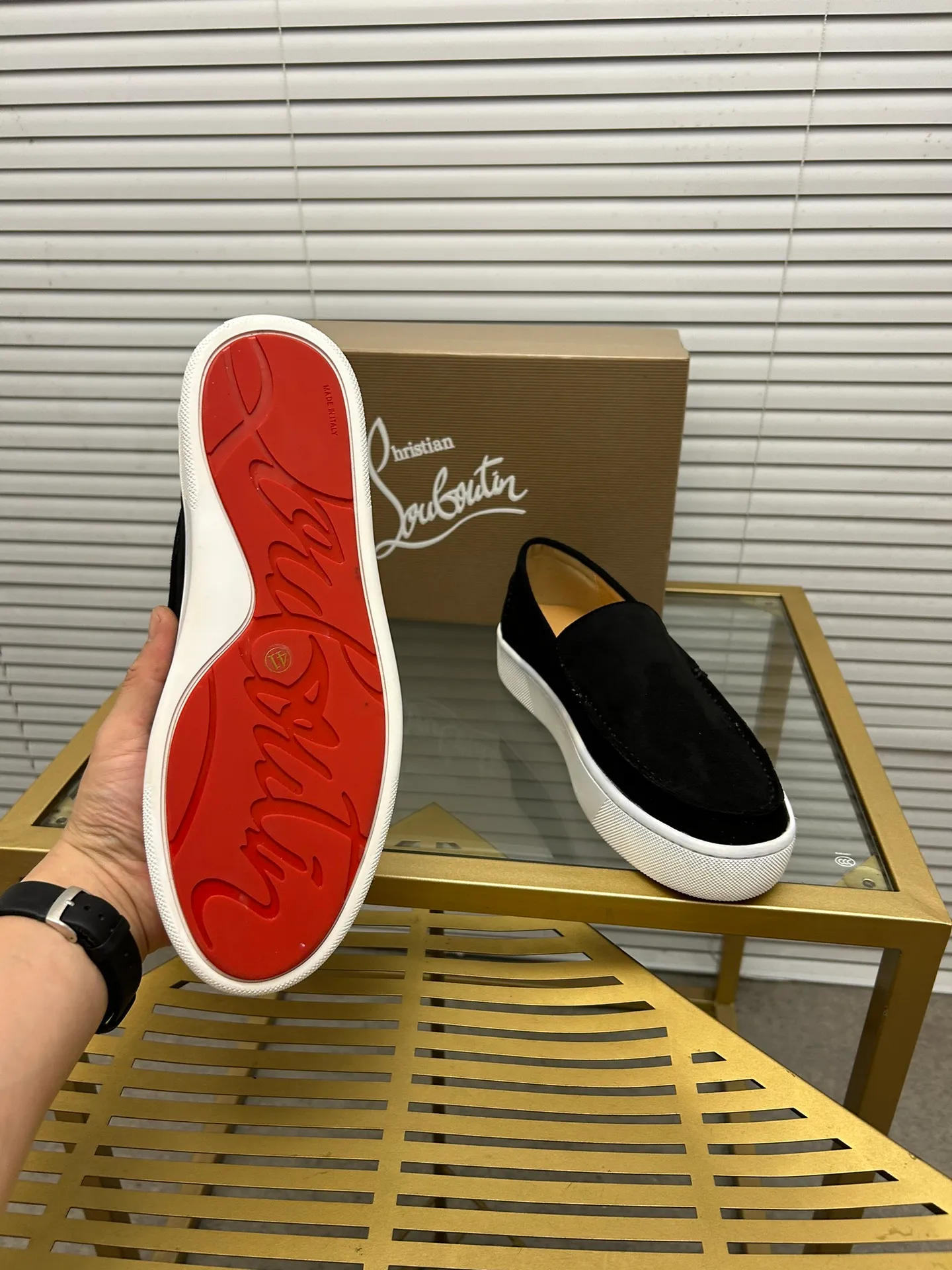 (Customized model) Ex-factory price is 600. christian louboutin (CL red sole shoes) counter series, casual sneakers for couples 📢 📢 📢 Exclusive hot style release 🎈🎈💪 Movable latex feet 👻 Finished outsole line [Proud] 😝Female 35-40# Male 38#-46, global supply😝 [Top version]: Original imported genuine leather upper, top original leather lining, original molded TPU outsole, original 1:1 detail processing, original shoe last,